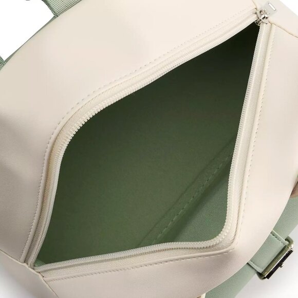 Disney's Lilo and Stitch 3D Mini Backpack - Picture 3 of 7